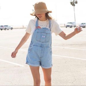 Lee’s overall shorts